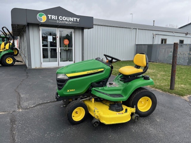 2016 John Deere X380 Image 1