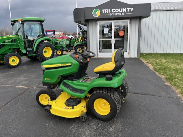 2016 John Deere X380 Image 2