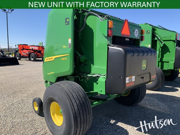 Photo of 2025 John Deere 451M