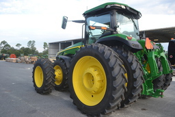 2025 John Deere 8R 370 Photo 5