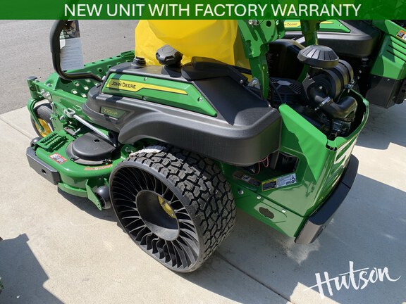 Photo of 2025 John Deere Z950M