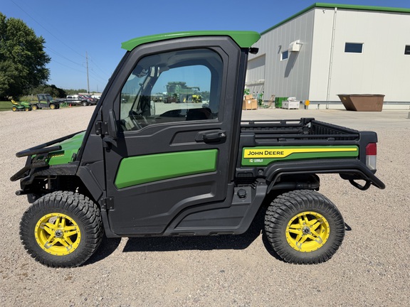 2024 John Deere XUV 835R - Photo6