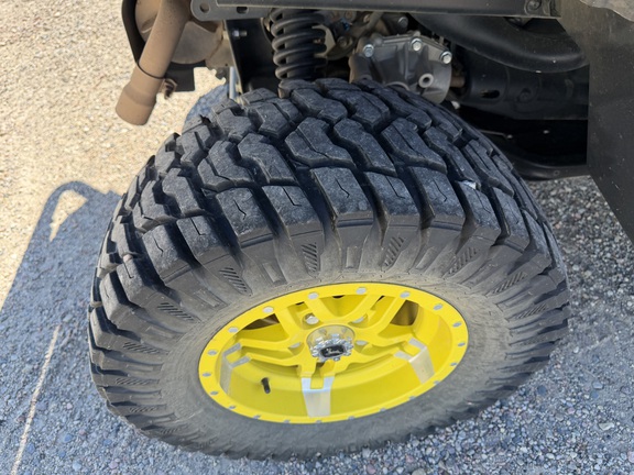 2024 John Deere XUV 835R - Photo13
