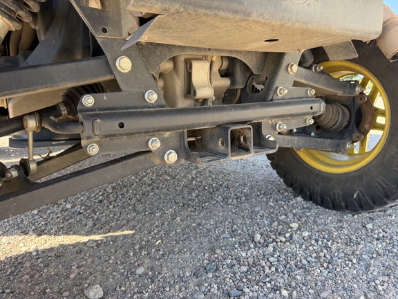 2024 John Deere XUV 835R - Photo15