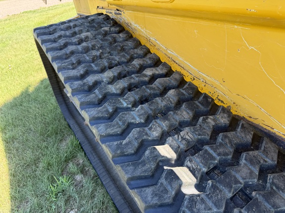 2020 John Deere 333G - Photo11