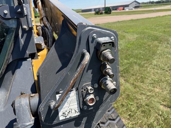 2020 John Deere 333G - Photo21