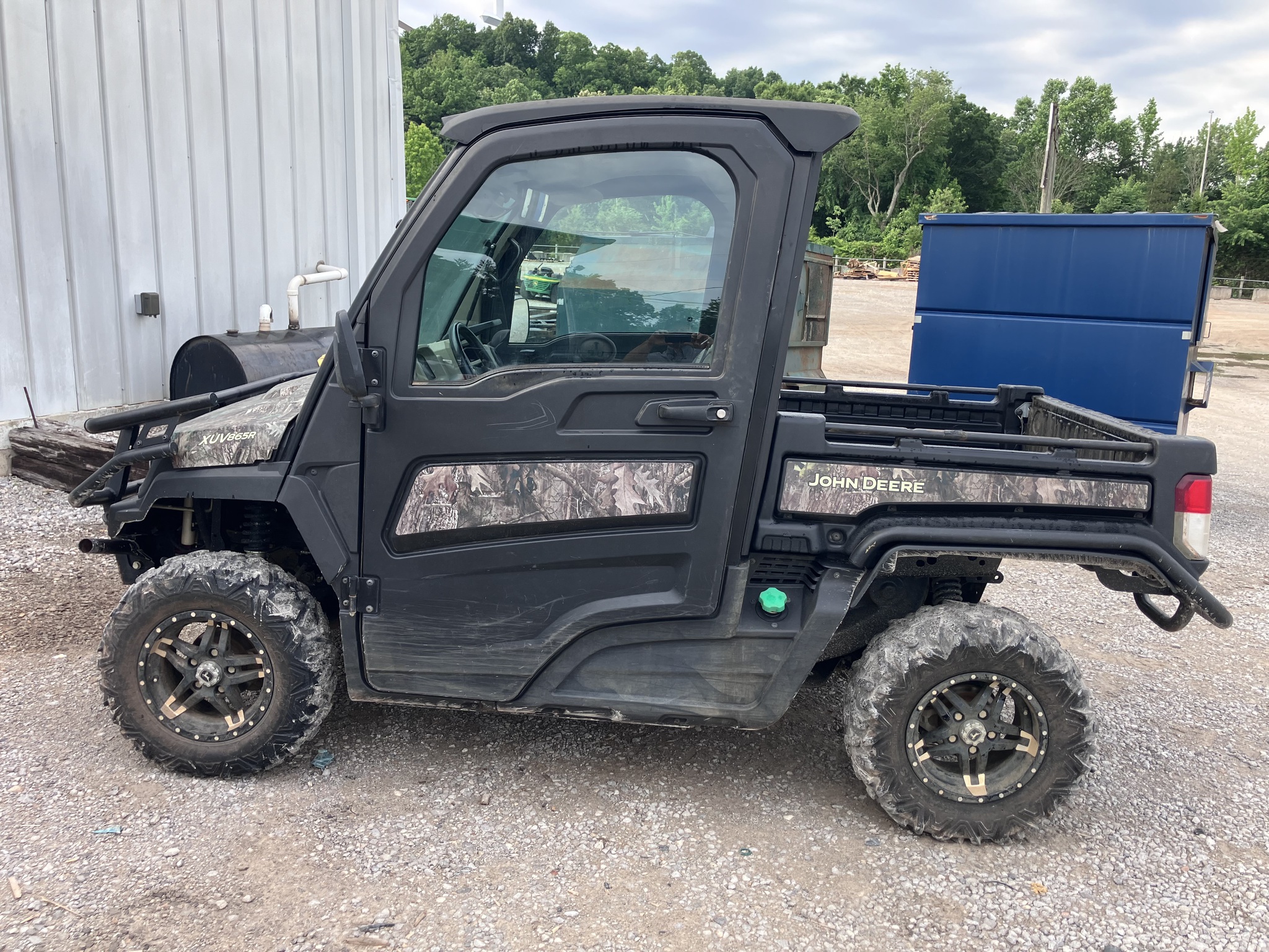 2023 John Deere XUV865R Diesel Premium Cab