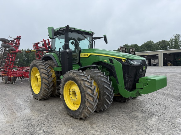 Photo of 2024 John Deere 8R 340
