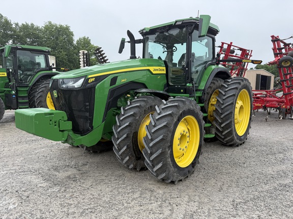 Photo of 2024 John Deere 8R 340