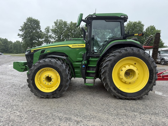 Photo of 2024 John Deere 8R 340