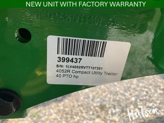 Photo of 2026 John Deere 4052R