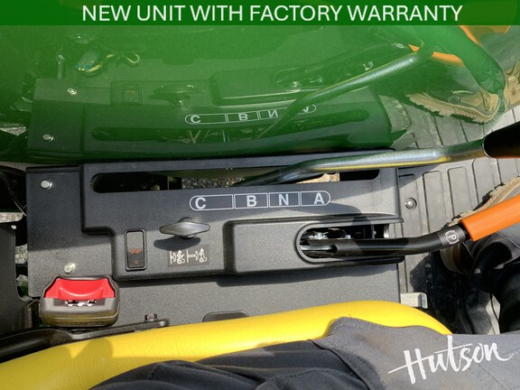 Photo of 2026 John Deere 4052R