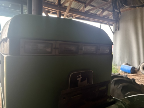 Photo of 1991 John Deere 4555