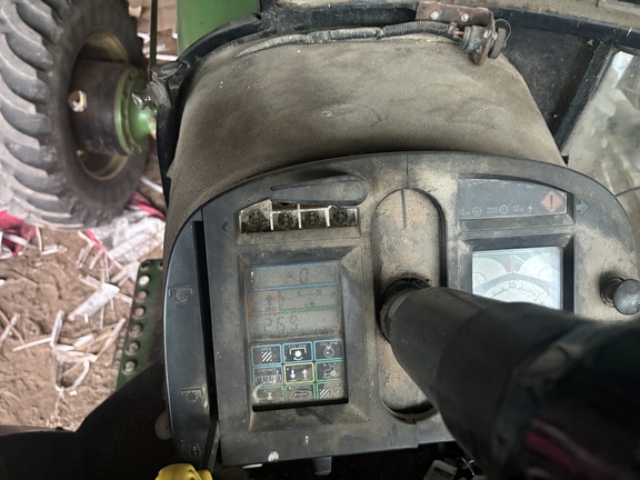 Photo of 1991 John Deere 4555