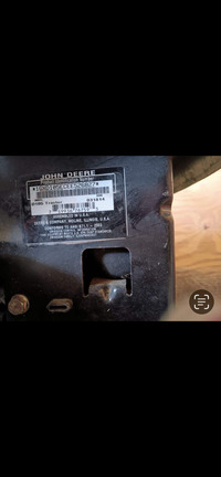Photo of 2014 John Deere D105