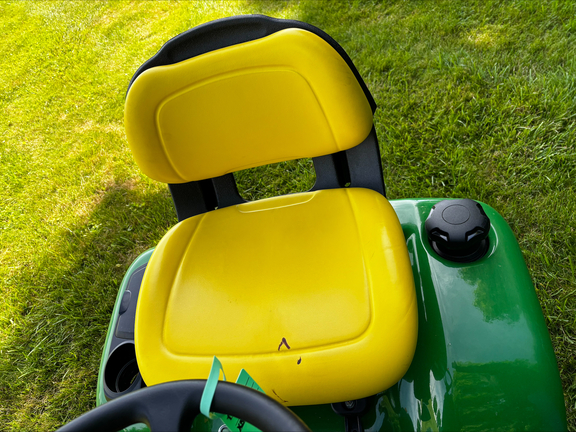 Used 2021 John Deere X350 Lawn & Garden Tractors at Koenig Equipment in Tipp City, OH - Photo13