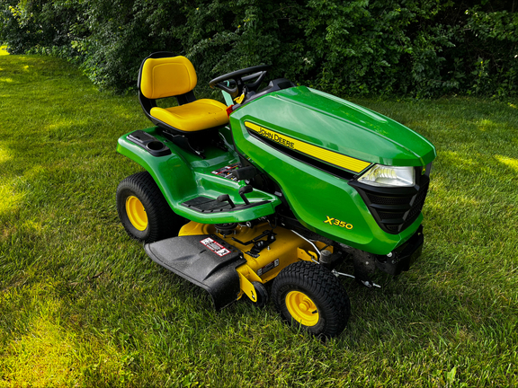Used 2021 John Deere X350 Lawn & Garden Tractors at Koenig Equipment in Tipp City, OH - Photo2
