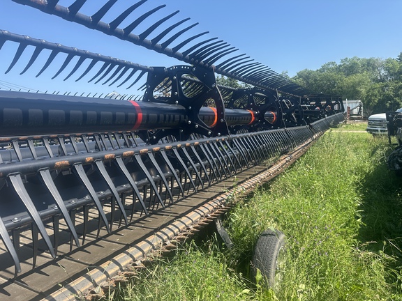 Used 2018 MacDon FD140 Combine Platforms at Horizon Ag & Turf in Lloydminster, AB - Photo4