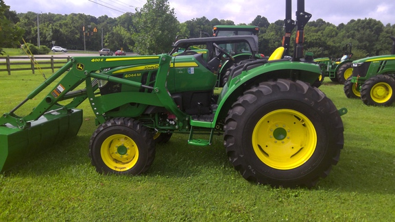 2026 John Deere 4044M