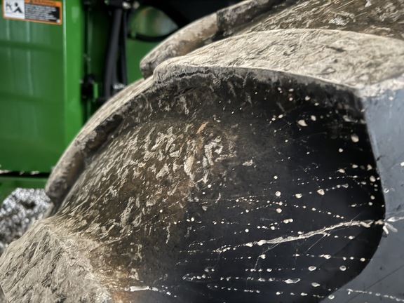 Photo of 2017 John Deere S680