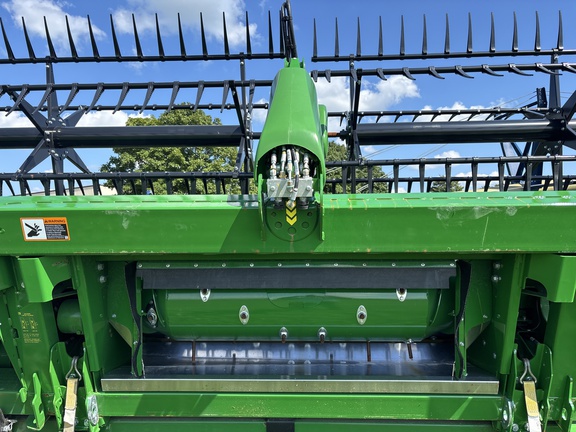 Used 2026 John Deere RDF 40 Combine Platforms at Koenig Equipment in Urbana, OH - Photo5