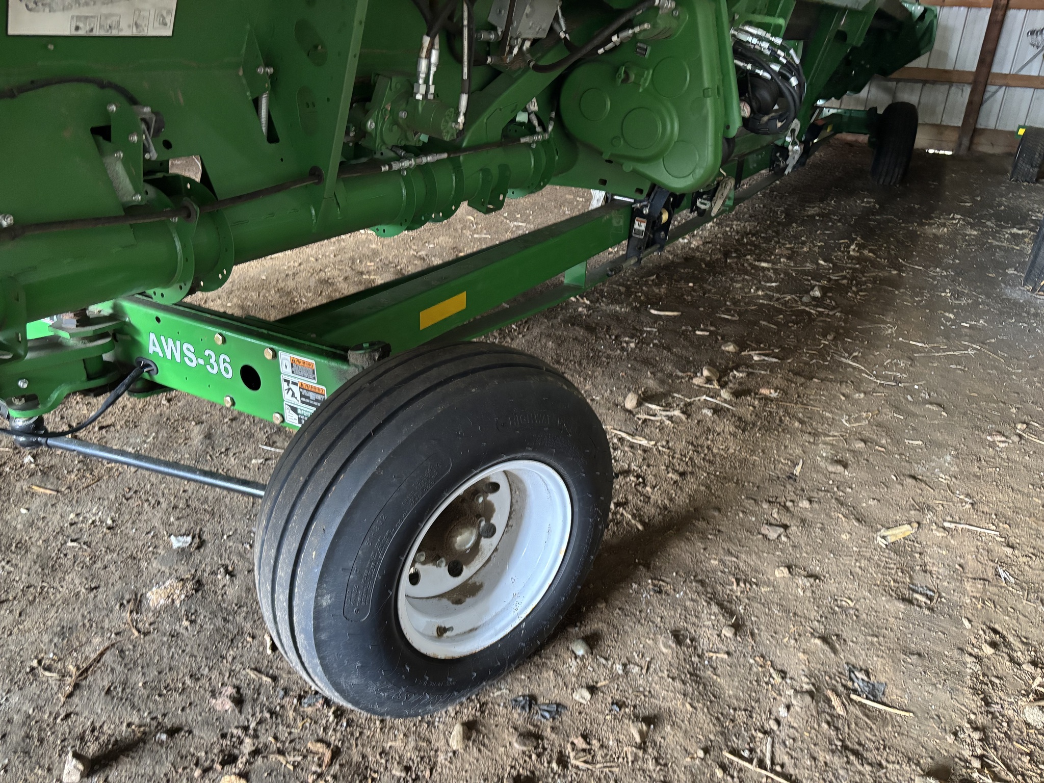 Used 2018 Unverferth AWS-36 Header carts at Koenig Equipment in Oxford, OH - PhotoXL0