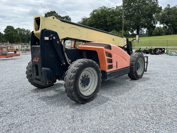 2016 JLG 642-4