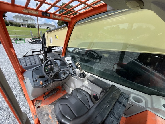 2016 JLG 642-7