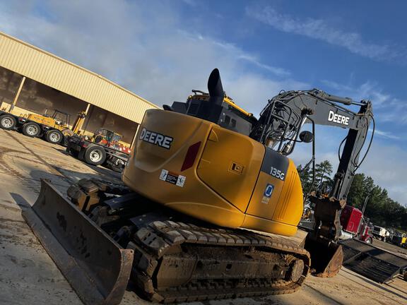 2021 John Deere 135G