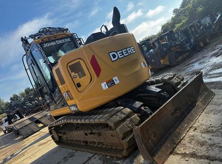 2021 John Deere 135G