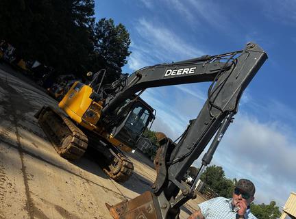 2021 John Deere 135G