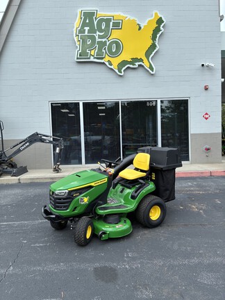  John Deere S220