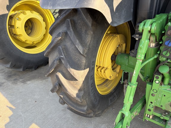 2016 John Deere 6130R (2nd thumbnail)