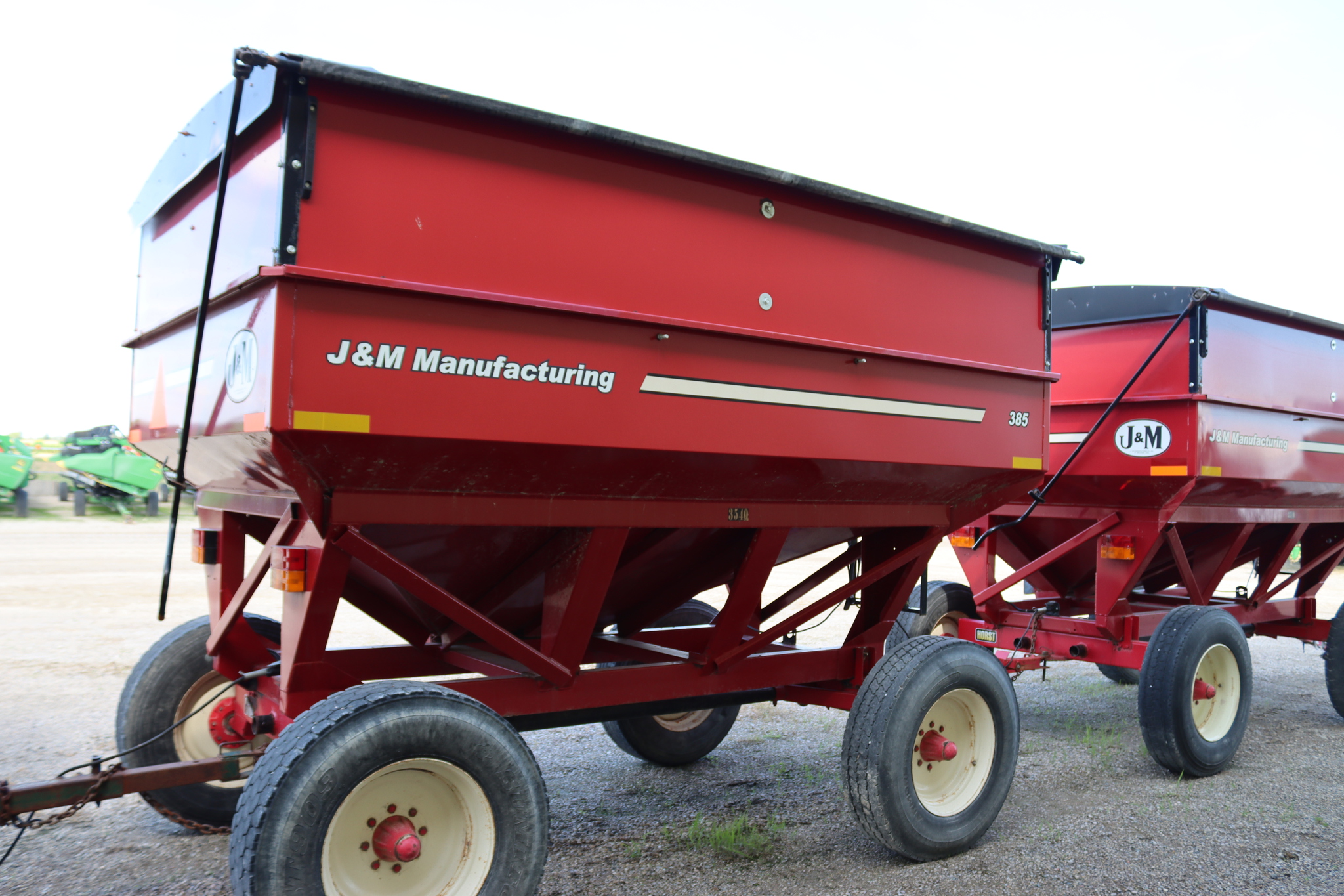 2012 J&M 385 Gravity Wagons and Boxes