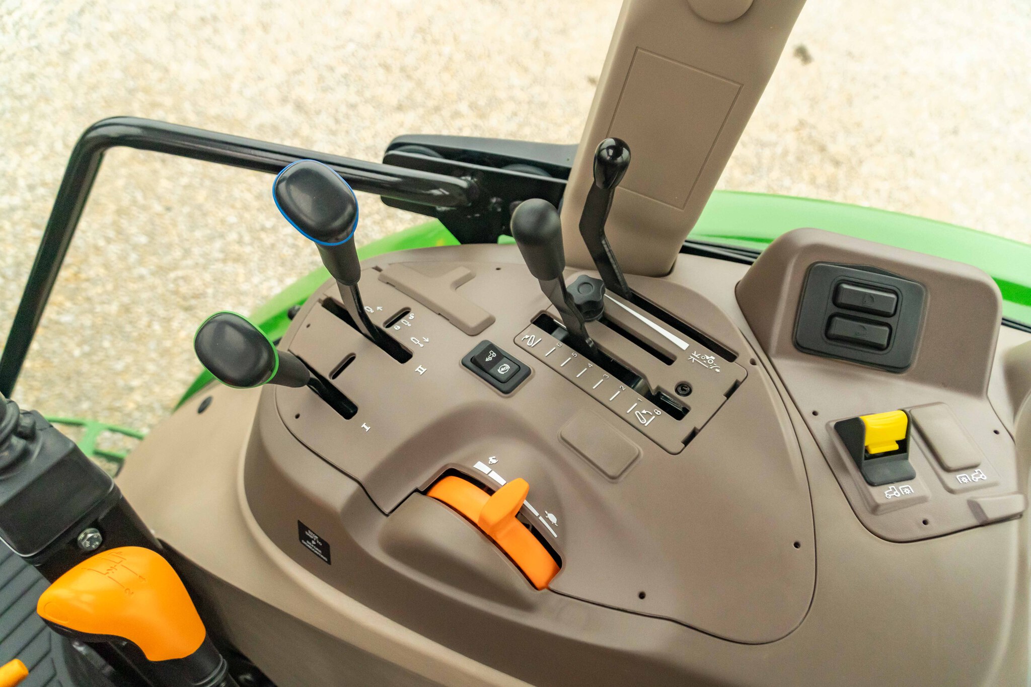 New In-Stock 2026 John Deere 5075E Utility Tractors at Koenig Equipment in Greenville, OH - PhotoXL21
