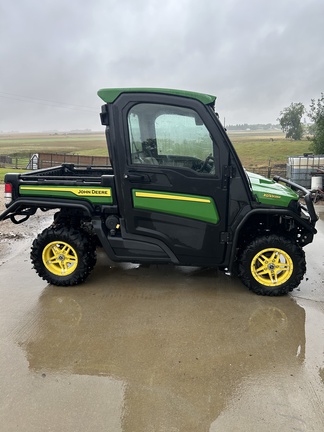 2021 John Deere XUV 835R - Photo1