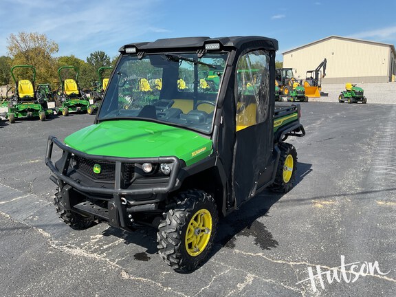 Photo of 2022 John Deere XUV 835M
