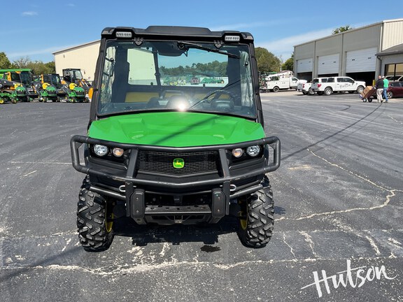 Photo of 2022 John Deere XUV 835M