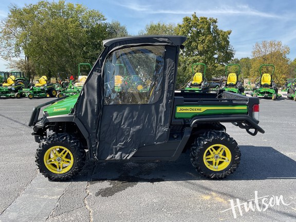 Photo of 2022 John Deere XUV 835M