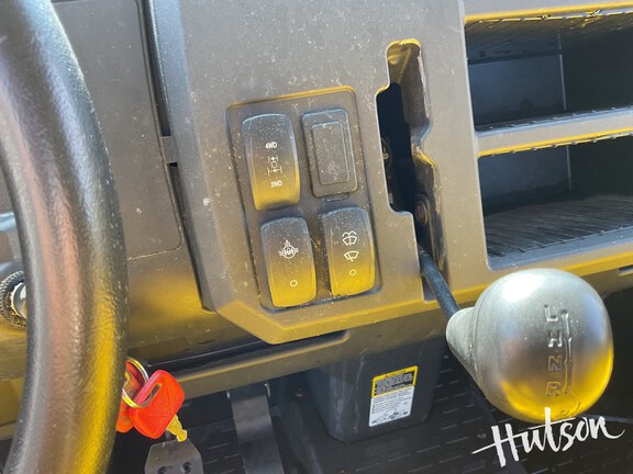 Photo of 2022 John Deere XUV 835M
