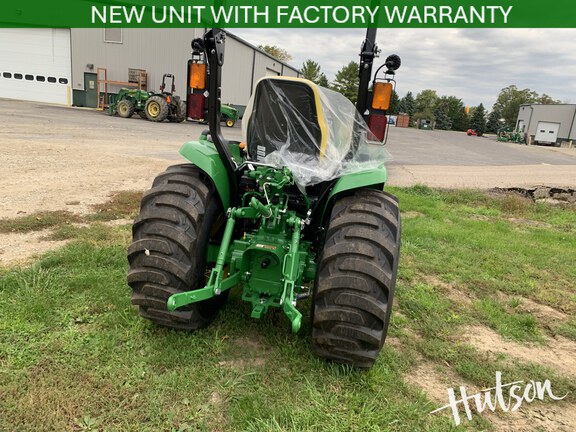 Photo of 2026 John Deere 3039R