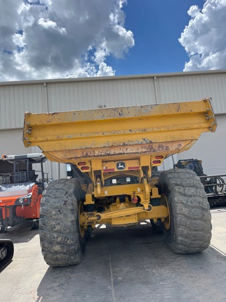 2024 John Deere 410 P