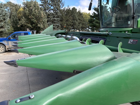  John Deere 708C