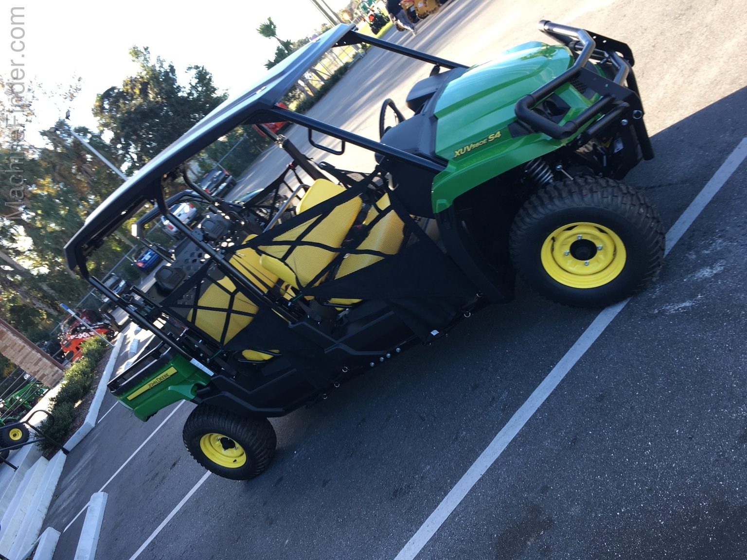 2020 John Deere 560E S4 Image 1