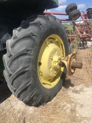 1980 John Deere 4640 Image 11