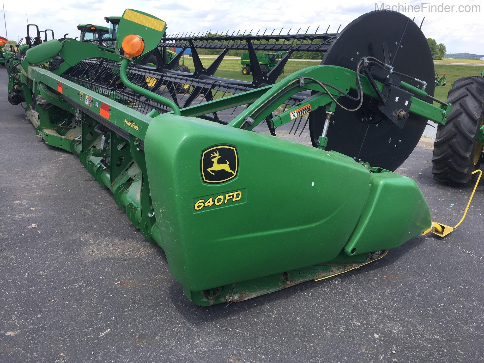 2012 John Deere 640FD Image 2