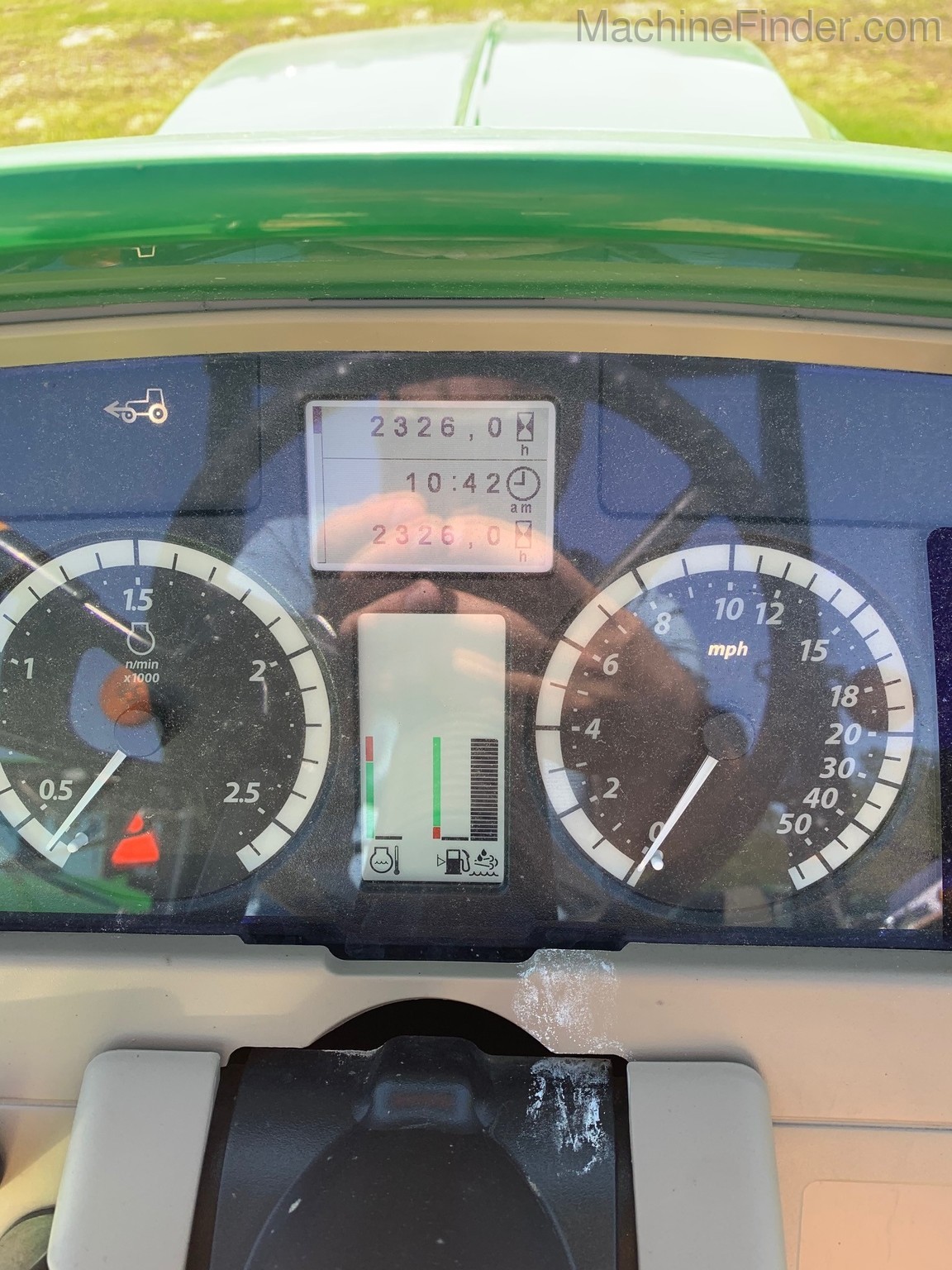 2017 John Deere 6110M Image 5