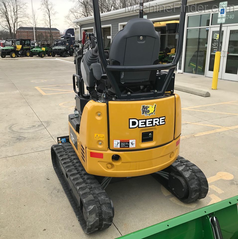 2020 John Deere 17G Image 3