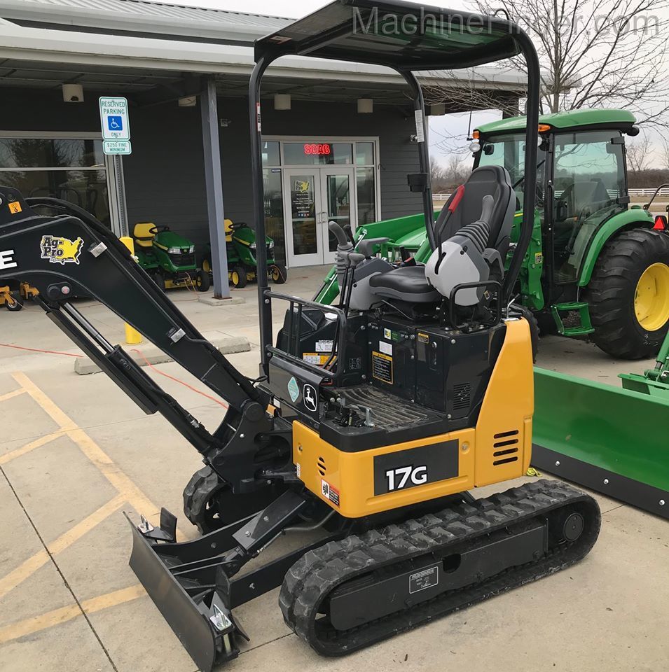 2020 John Deere 17G Image 4