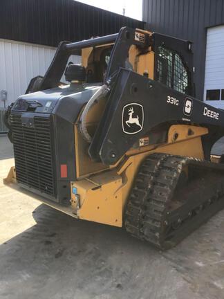 2021 John Deere 331G